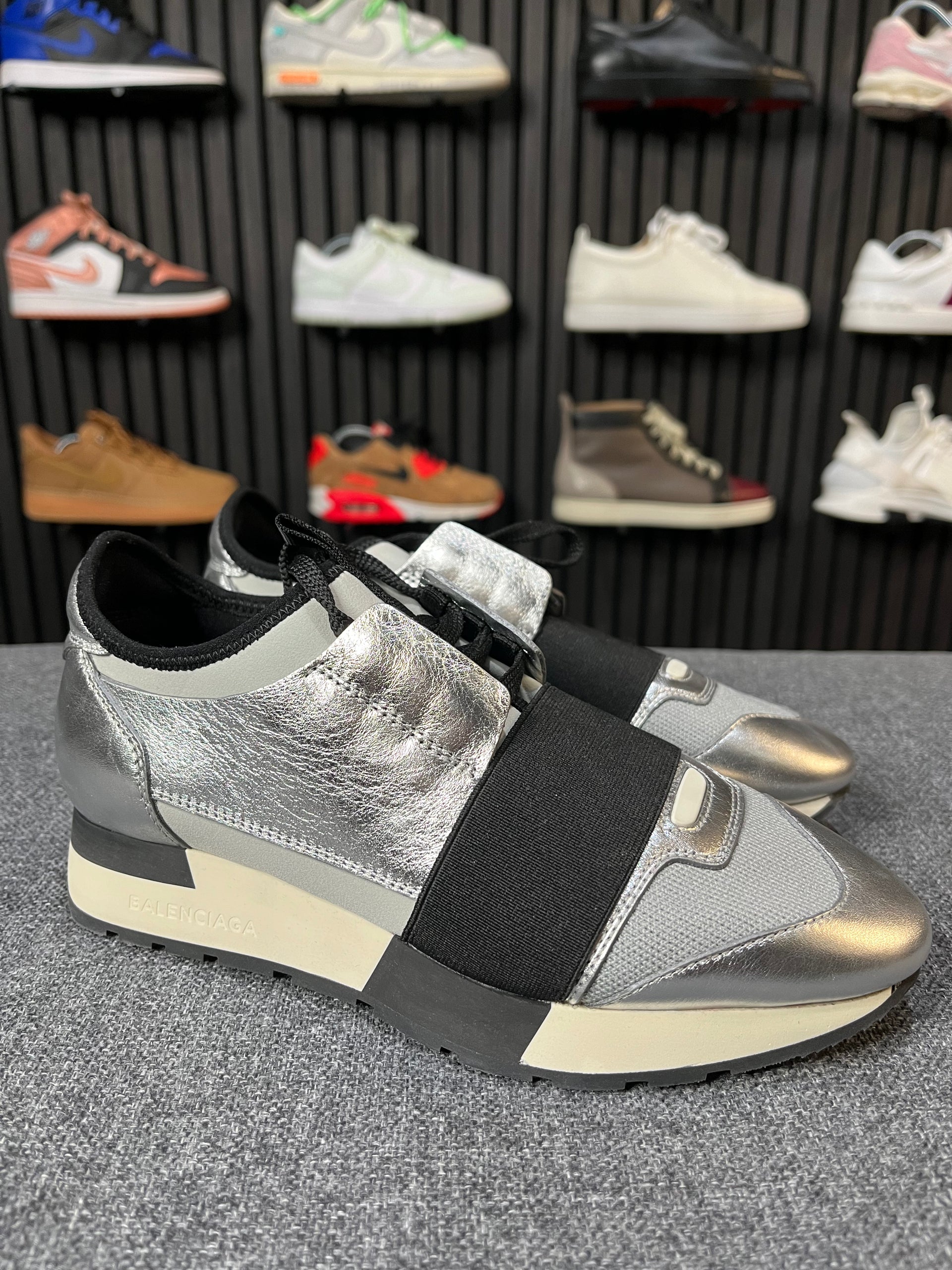 Balenciaga Race Runner Silver Black UK2 EU35 Soled