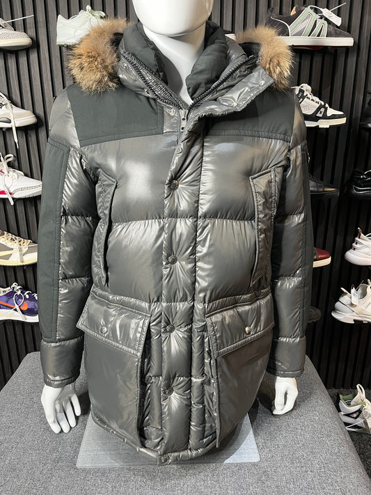 Moncler Frey Jacket Grey Size Medium (2)